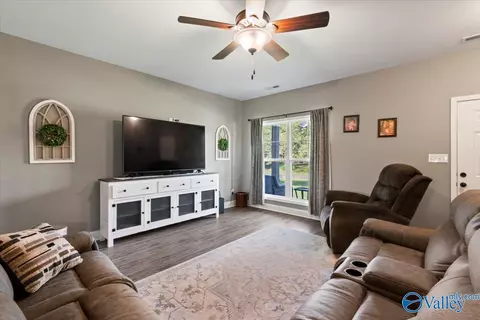 750 Baldwin Dr, Arab, AL 35016 photo 8