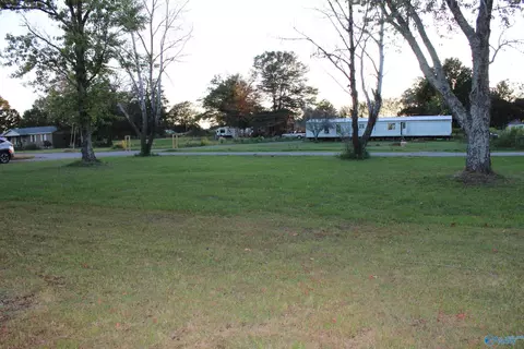 Exterior - 7933 Cr 170, Trinity, AL 35673 photo 5 of 5