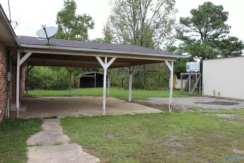 Exterior - 7933 Cr 170, Trinity, AL 35673 photo 2 of 5