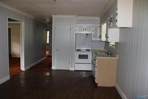 Entry Way - 7933 Cr 170, Trinity, AL 35673 photo 1 of 1