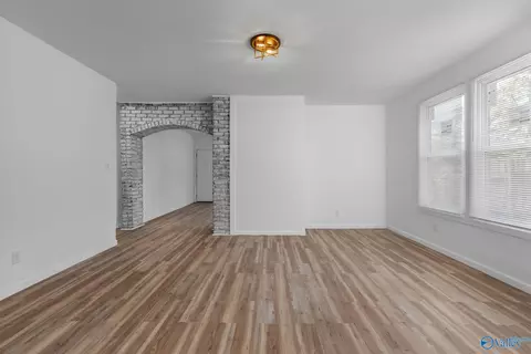 401 E 4th St, Sheffield, AL 35660 photo 9