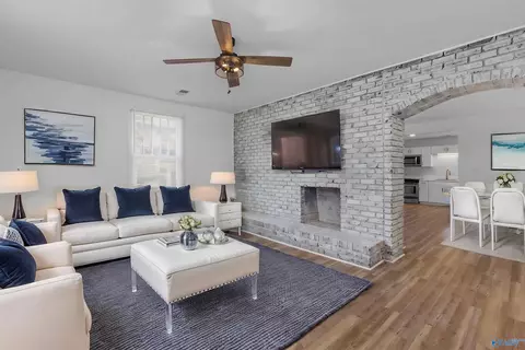 401 E 4th St, Sheffield, AL 35660 photo 4