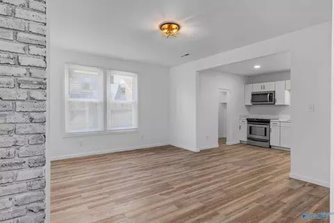 401 E 4th St, Sheffield, AL 35660 photo 7