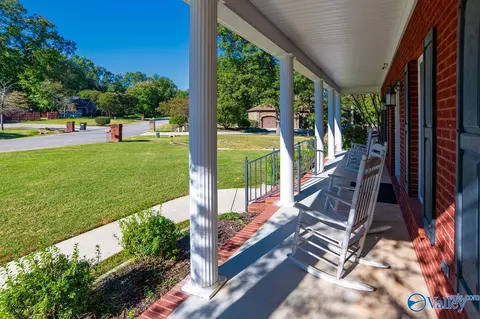 372 Forest Home Dr, Trinity, AL 35673 photo 2