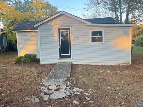 314 Treymore Ave, Huntsville, AL 35811