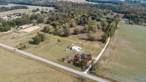 01 Teddy White Rd, Lexington, AL 35648