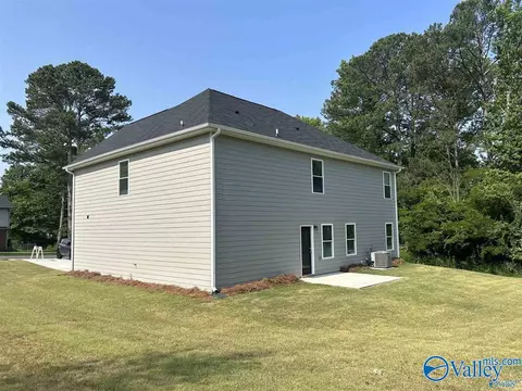 111 NE 10th Ave, Arab, AL 35016 photo 8