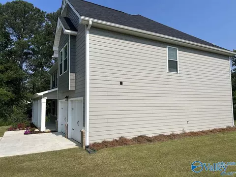 111 NE 10th Ave, Arab, AL 35016 photo 6