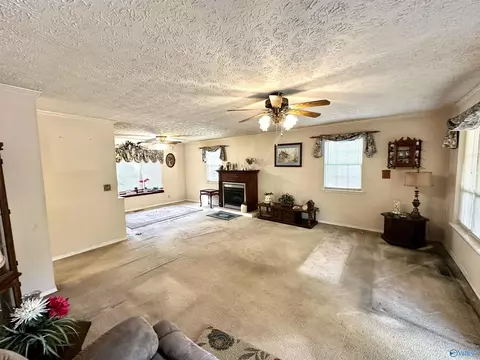 734 Chadwick Dr, Gadsden, AL 35901 photo 3