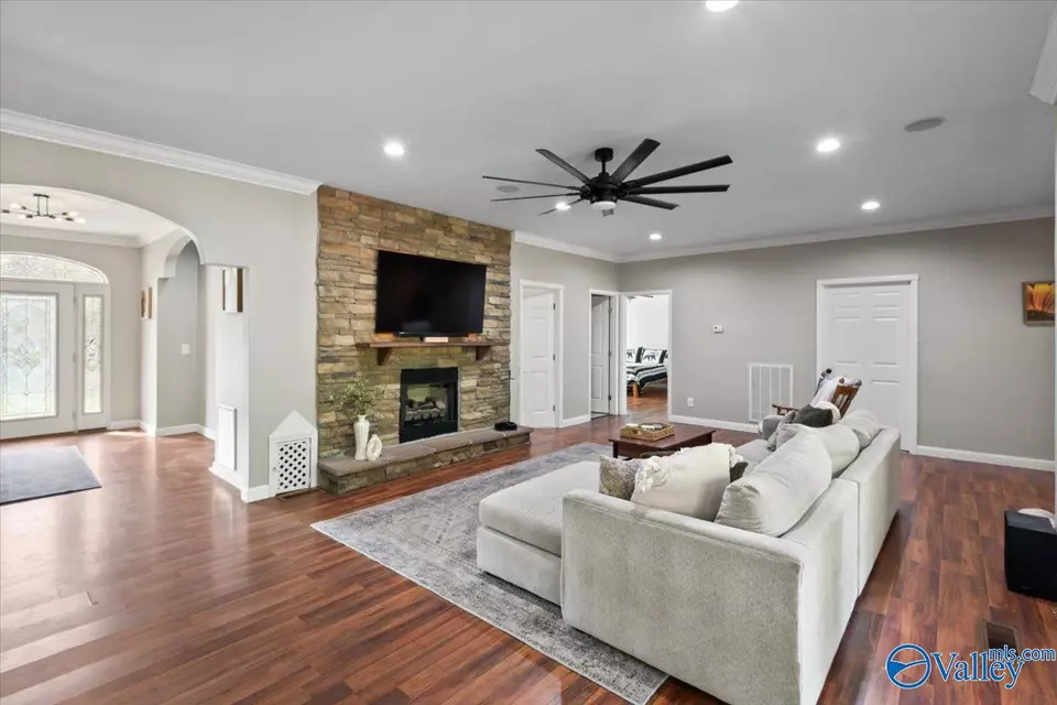  772 County Road 130, Addison, AL 35540 photo 11