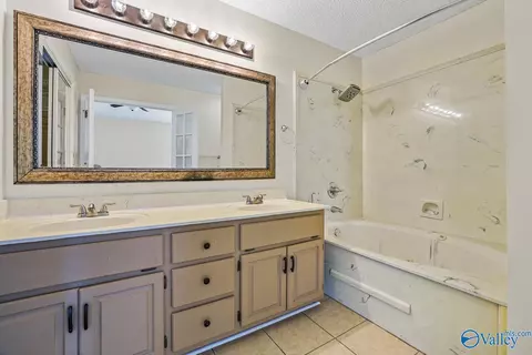 205 Declaration Cir, Madison, AL 35758 photo 10