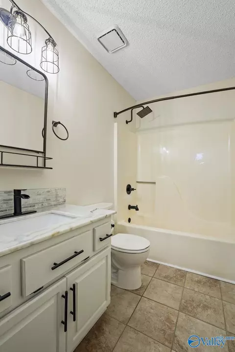205 Declaration Cir, Madison, AL 35758 photo 8