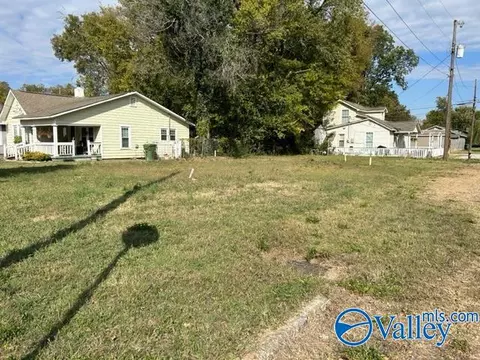 417 Mccullough Ave, Huntsville, AL 35801