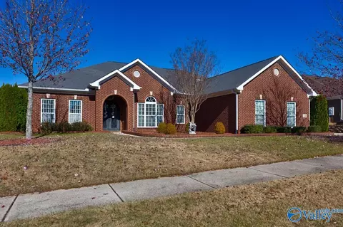 201 Greythorne Dr, Madison, AL 35758 photo 1