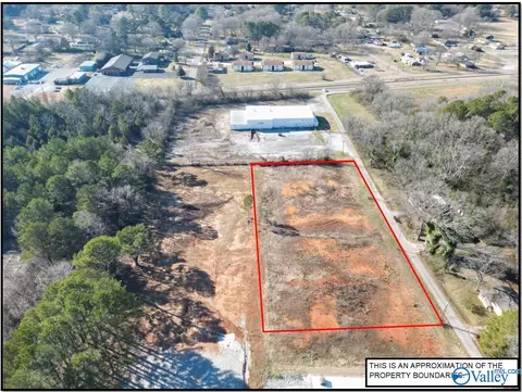 1251 Pisgah Rd, Decatur, AL 35603