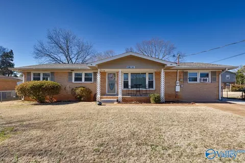 2616 Rosehill Dr, Huntsville, AL 35810