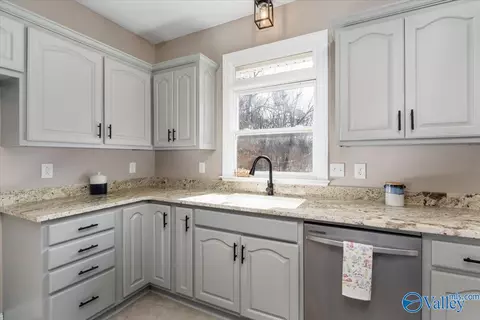 45 Given Cv, Laceys Spring, AL 35754 photo 17