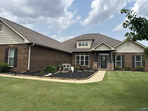 422 E River Landing Blvd, Madison, AL 35756