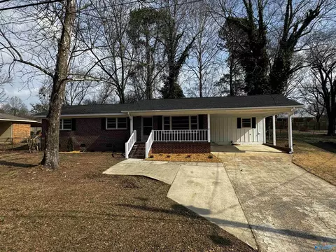 204 3rd St, Arab, AL 35016 photo 2