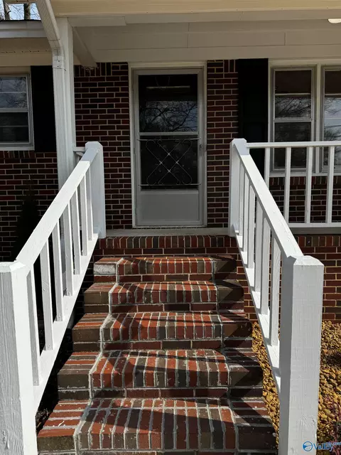 204 3rd St, Arab, AL 35016 photo 5