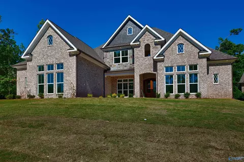 1235 Alma Ln, Athens, AL 35613
