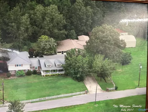 6096 Third St, Hokes Bluff, AL 35903