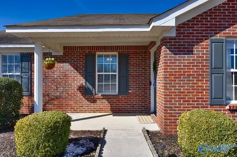 18429 E Limestone Rd, Athens, AL 35613 photo 5