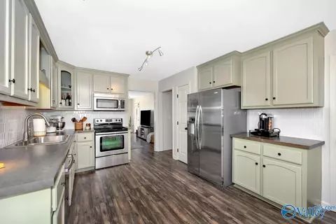 18429 E Limestone Rd, Athens, AL 35613 photo 14