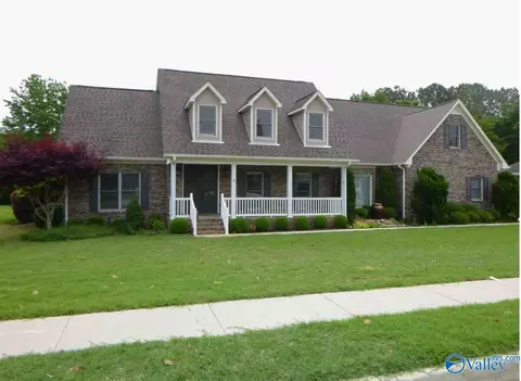 203 Federal Ln, Huntsville, AL 35811