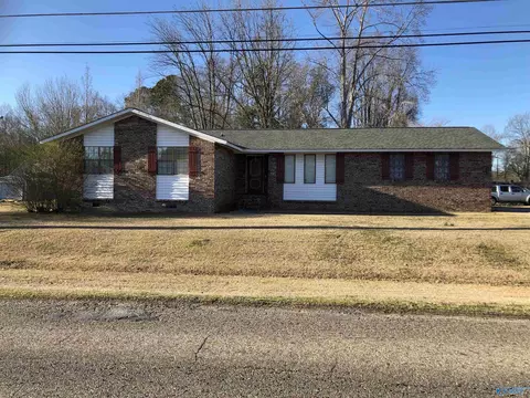 2126 Cedar Bend Rd, Southside, AL 35907