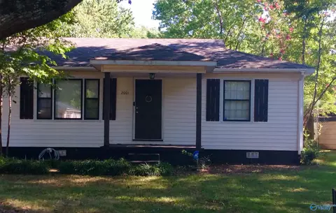 2001 10th St, Decatur, AL 35601