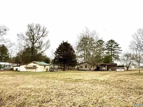 848 Cedar Dr, Gadsden, AL 35901 photo 3