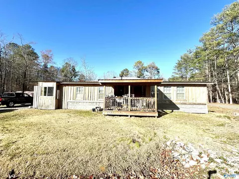 2523 Shore Dr, Ashville, AL 35953