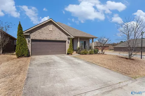 129 Riverfront Dr, Madison, AL 35756 photo 2