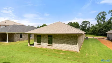 15261 Lapwing Cv, Athens, AL 35611 photo 2