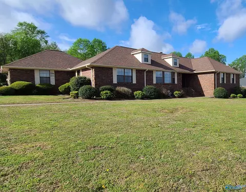 139 Thunderbird Dr, Harvest, AL 35749