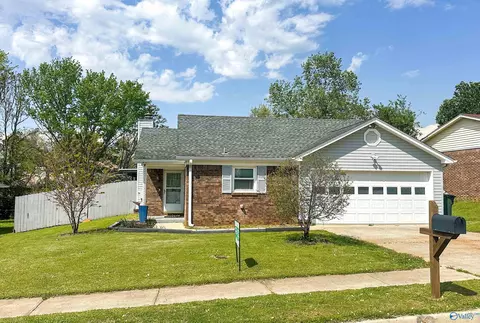 214 Barkwood Dr, Huntsville, AL 35811