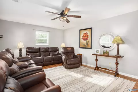 1011 Joan Ln, Killen, AL 35645 photo 5