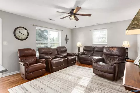 1011 Joan Ln, Killen, AL 35645 photo 6