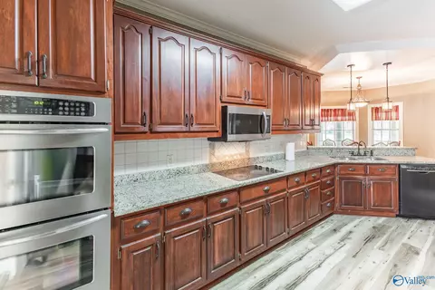 367 Forest Home Dr, Trinity, AL 35673 photo 8