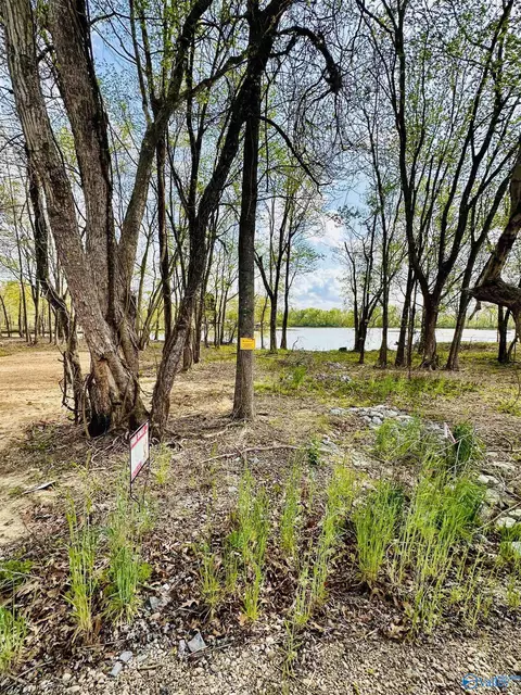 8 County Road 115 #8, Cedar Bluff, AL 35959