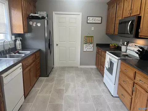 653 Halston Rd, Arab, AL 35016 photo 5