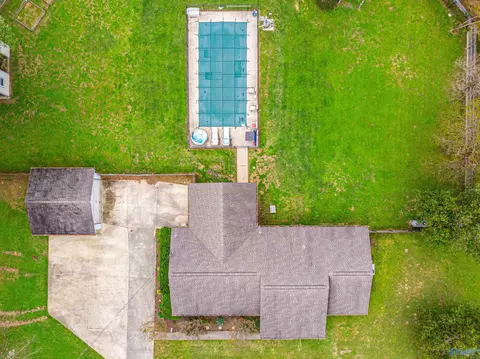 15141 Wright Rd, Athens, AL 35611 photo 2