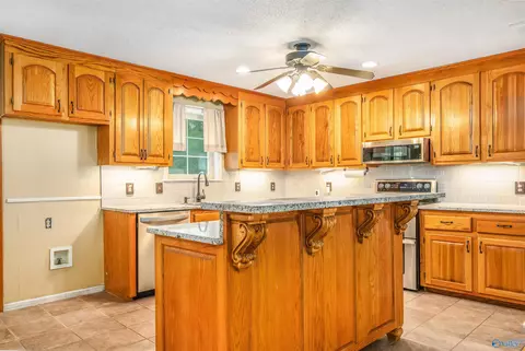 15141 Wright Rd, Athens, AL 35611 photo 9