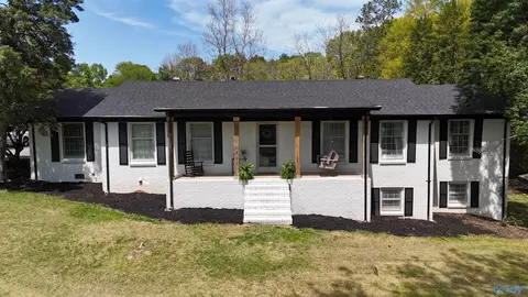 380 Regency Pl, Hamilton, AL 35570 photo 1