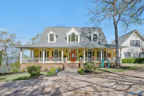 189 Rose St, Section, AL 35771 photo 1