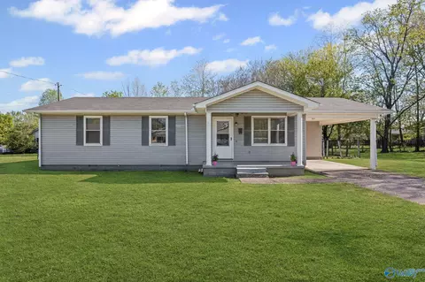 206 Chestnut St, Athens, AL 35611 photo 2
