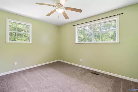 Bedroom - 4 Smith Ct, Centre, AL 35960 photo 2 of 3