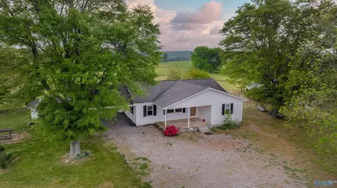 586 E County Road 152, Section, AL 35771 photo 5