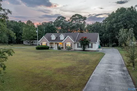 25 County Road 504, Centre, AL 35960